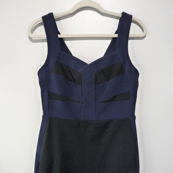 BCBGENERATION SIZE 8 BANDAGE DRESS POCKETS - Picture 2 of 15